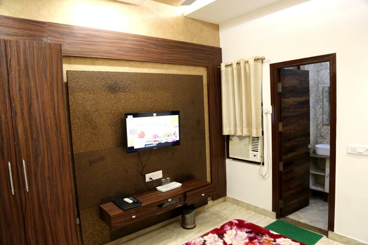 Shree Anand Dham Vrindāvan Exterior foto