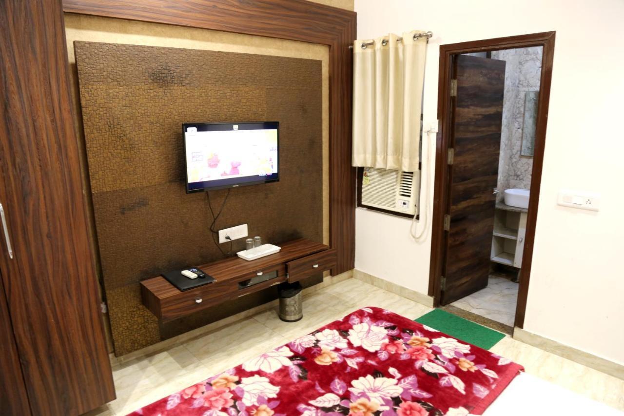 Shree Anand Dham Vrindāvan Exterior foto